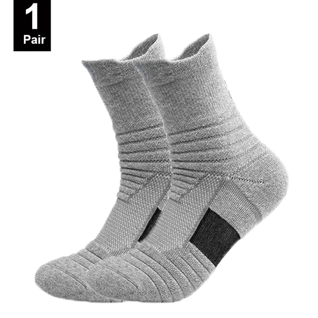 Anti-Slip Sports Socks – Breathable Soccer & Basketball Socks (38–44)