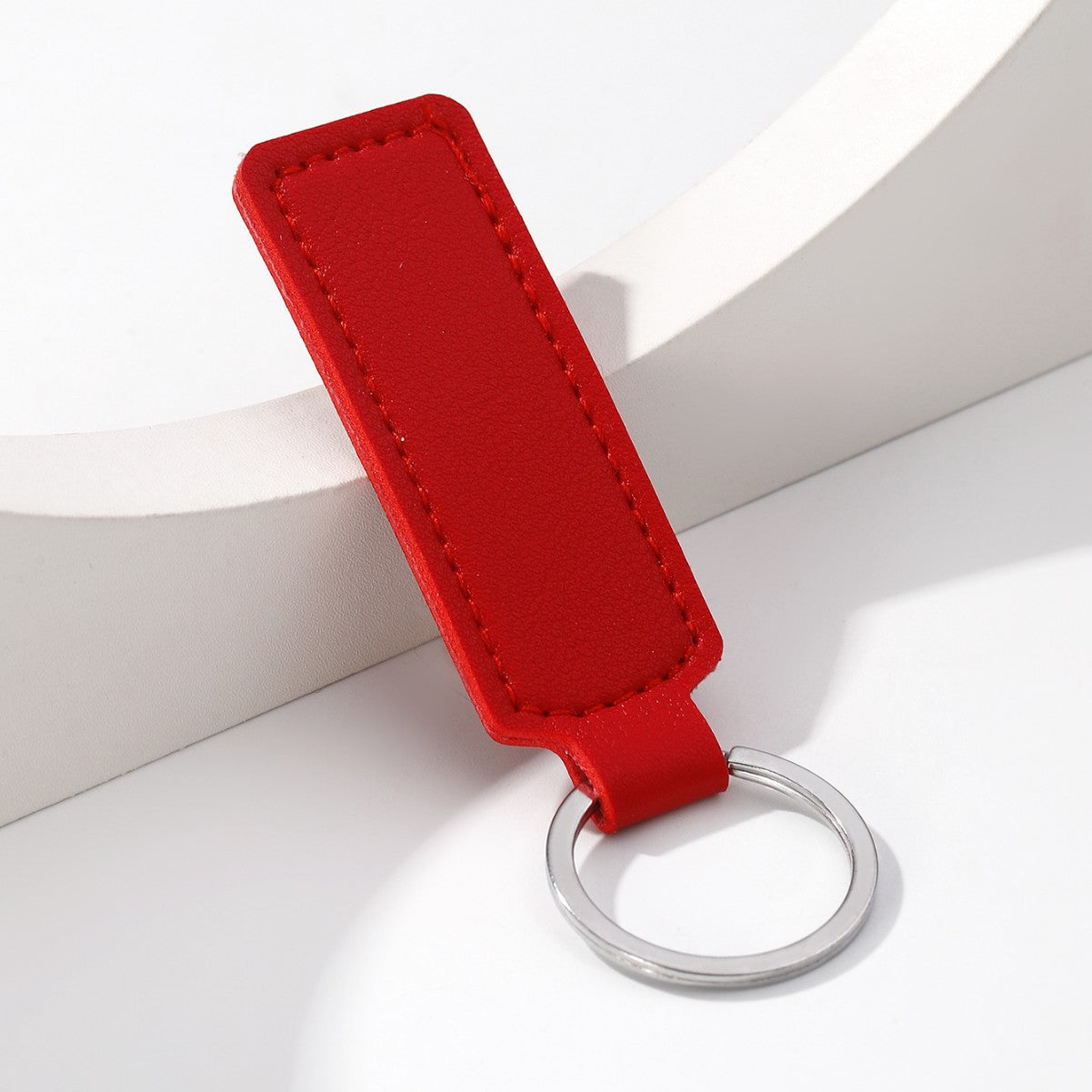 Simple PU Leather Business Keychain – European Style Coffee, Red & Pink Leather Strap Key Ring Gift