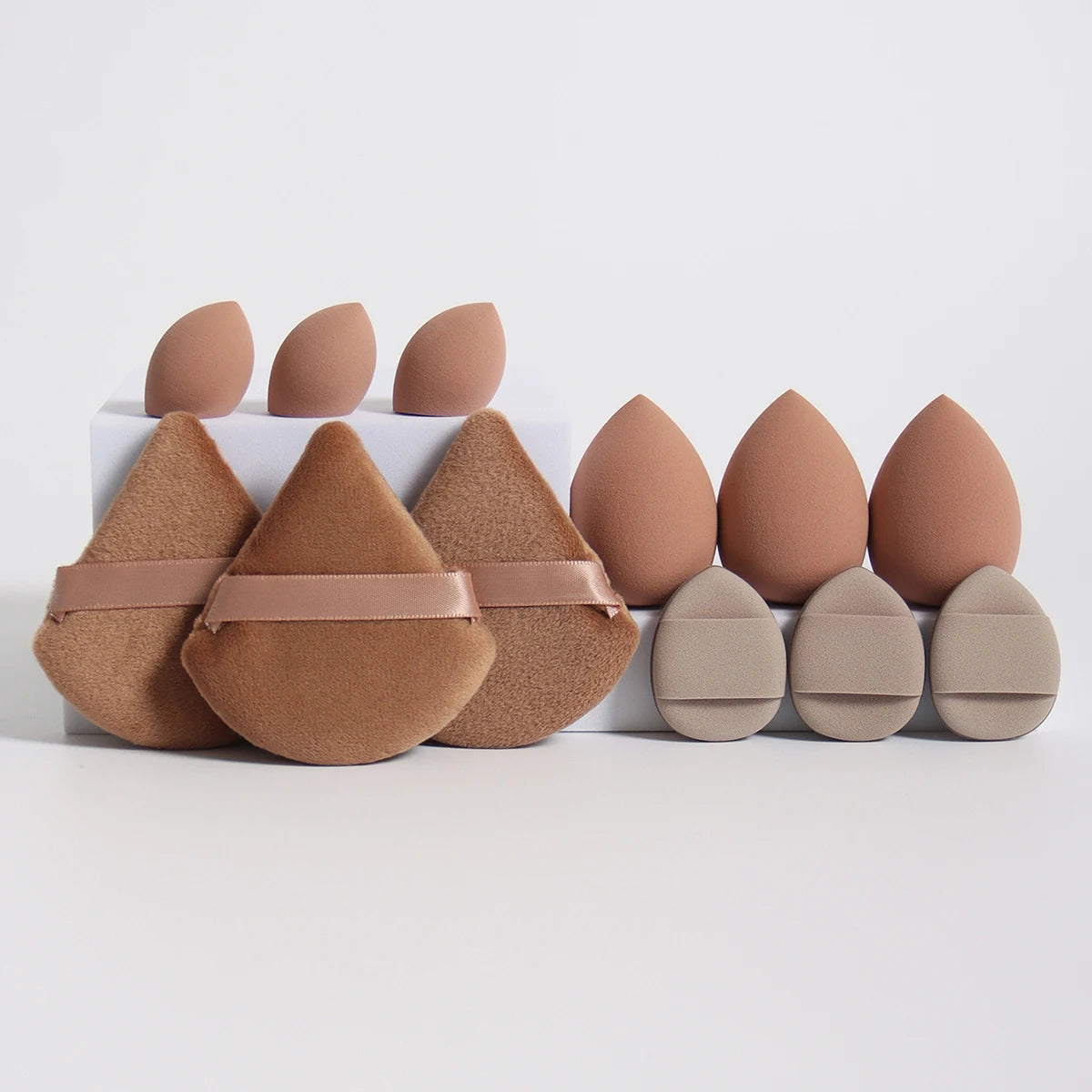 12PCS Velvet Makeup Puffs – Triangle Powder & Foundation Sponges